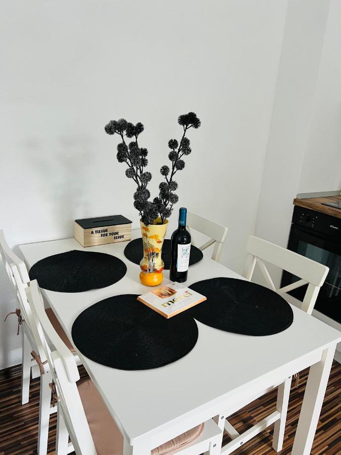 Apartament In Regim Hotelier King Mediaş Eksteriør bilde