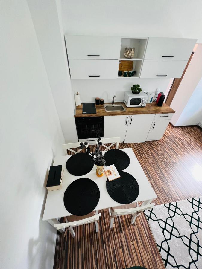 Apartament In Regim Hotelier King Mediaş Eksteriør bilde