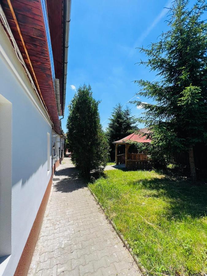 Apartament In Regim Hotelier King Mediaş Eksteriør bilde